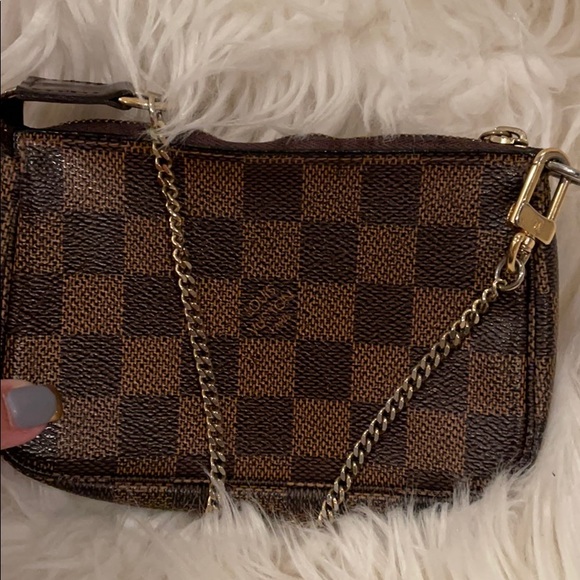 Louis Vuitton Accessories - Louis Vuitton Mini Pochette DE